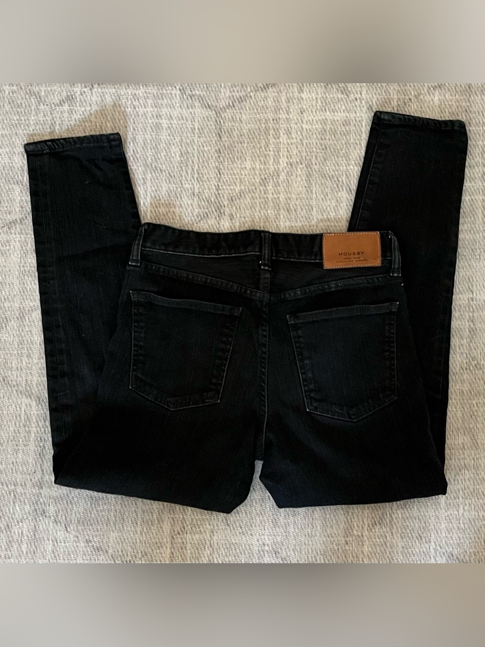 Moussy Straght-leg black Japanese denim jeans